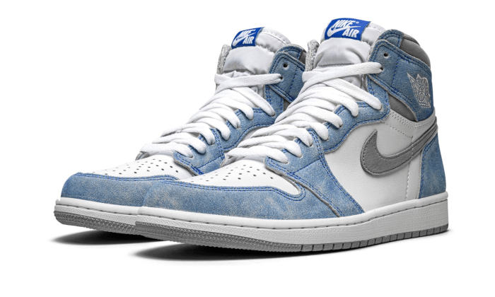 Air Jordan 1 Retro High OG Hyper Royal Click Rock