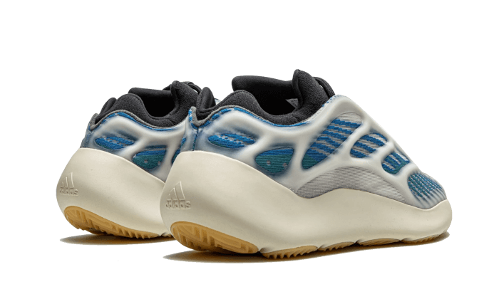 Yeezy 700 V3 Kyanite Click Rock