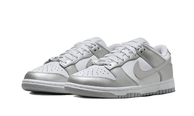 Dunk Low Metallic Silver