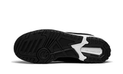 550 Black White
